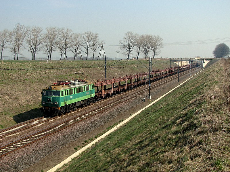 EU07-105